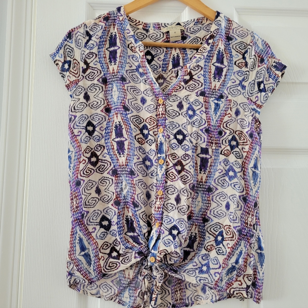 LUCKY BRAND Short Sleeve Button Down Tie front print Top size Medium